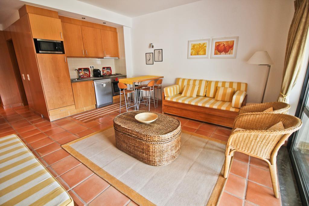 Apartamento T1 Em Lagos Com Piscina E Garagem Dış mekan fotoğraf
